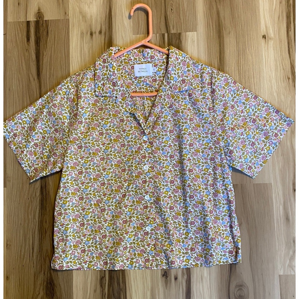 Things Between Womens Ditsy Floral Cotton Camp Collar Short Sleeve Shirt Small
